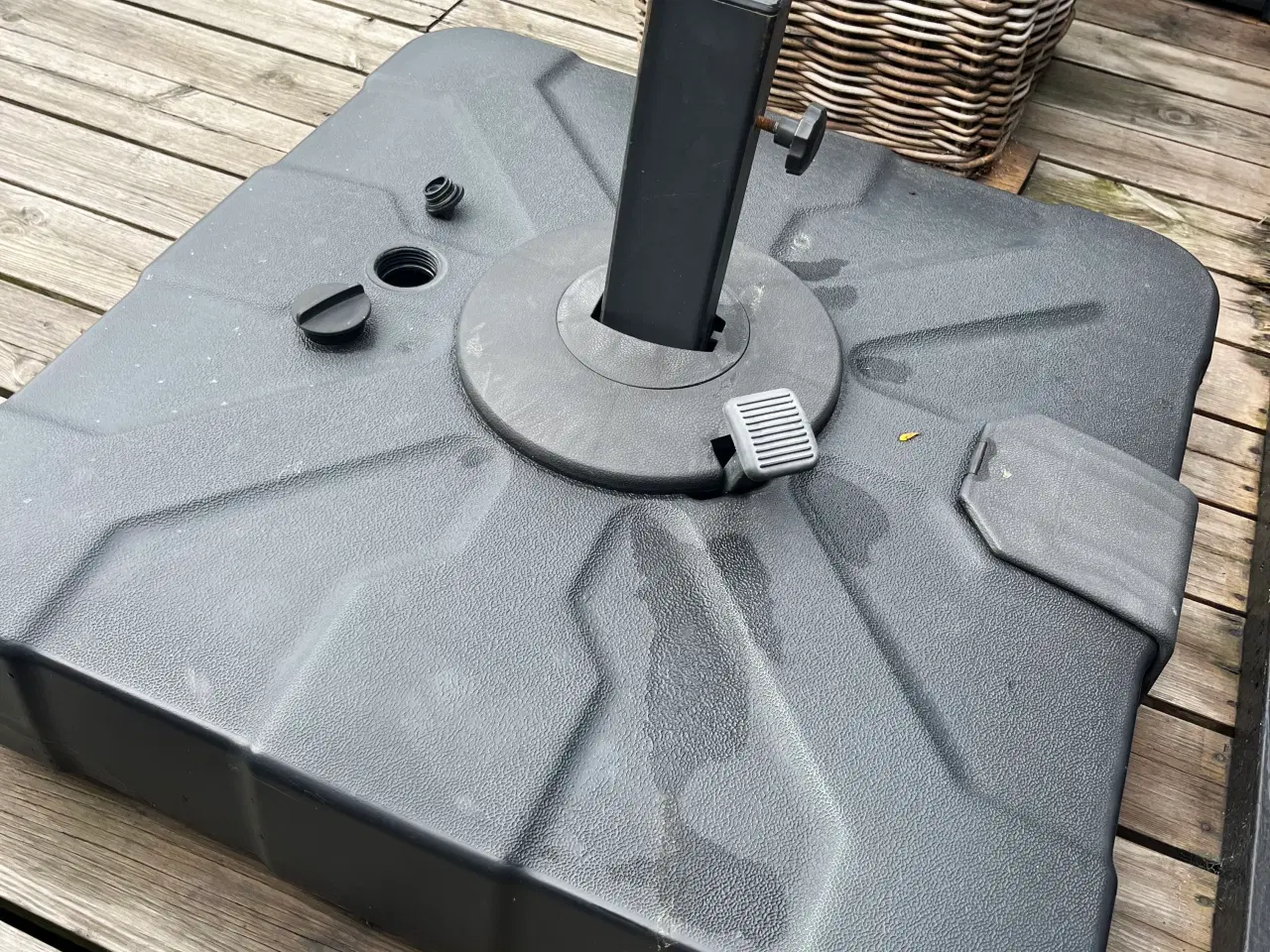 Billede 4 - Haveparasol 3x3m sort/antracitgrå