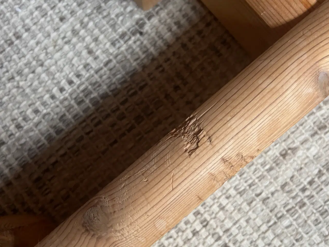 Billede 7 - Massivt fyrretræs spisebord med 8 stole