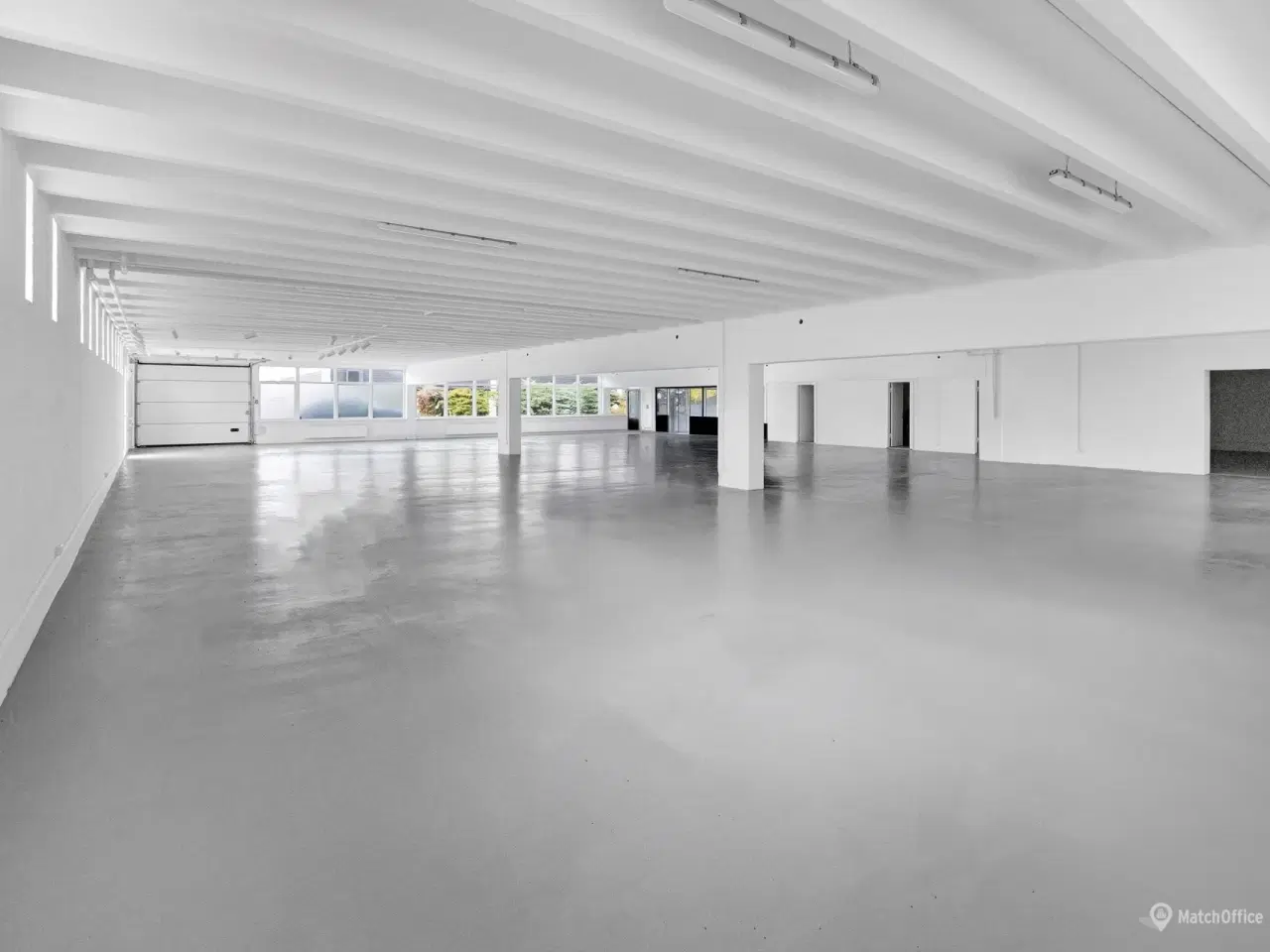 Billede 2 - Flot og indbydende showroom. lager og kontor på 700 m²