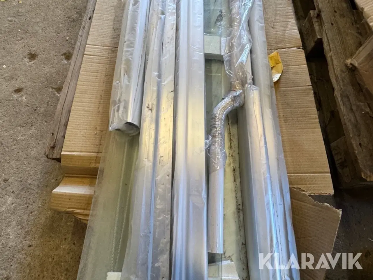 Billede 4 - Glasvæg og stænger LOT