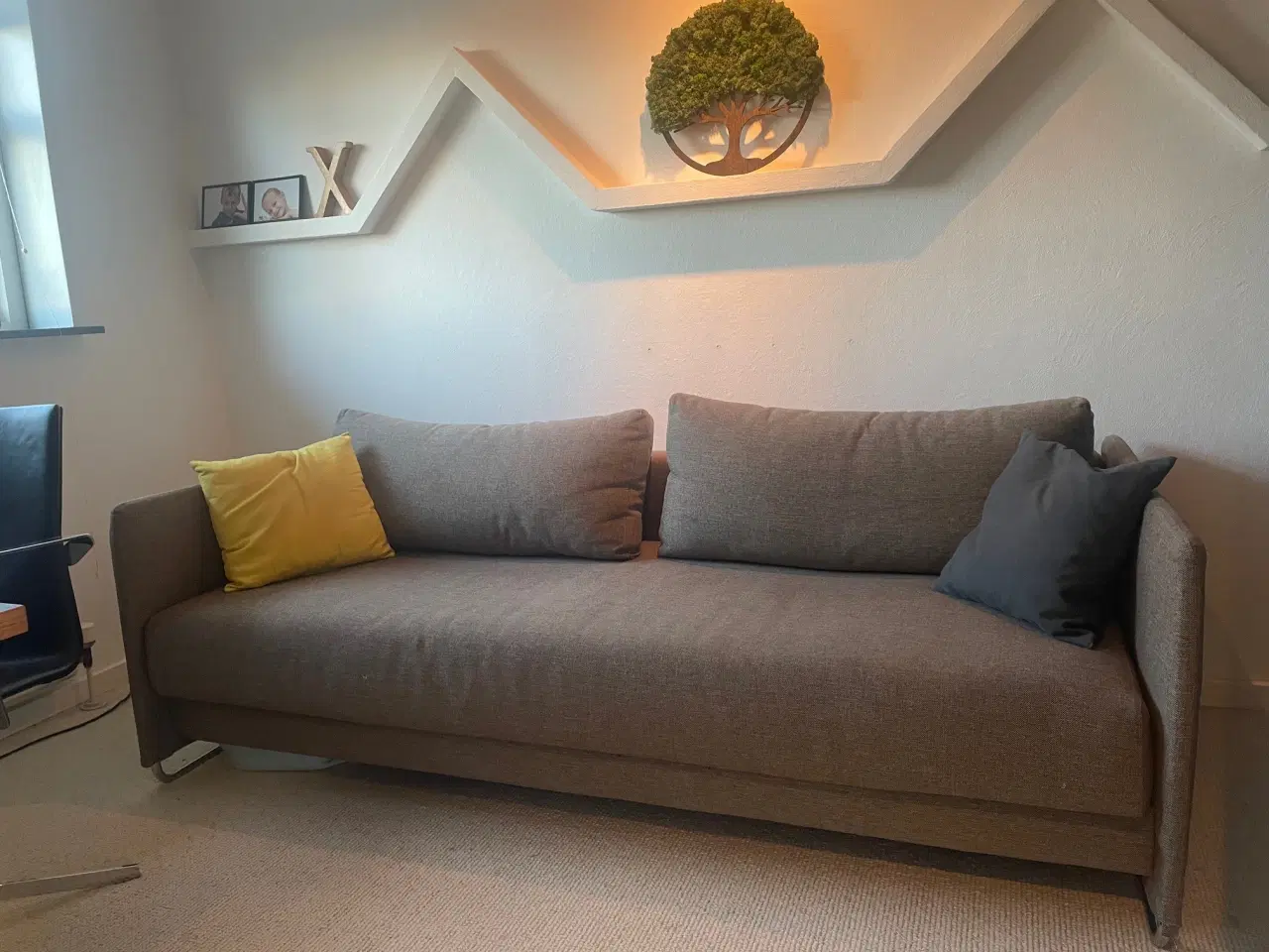 Billede 1 - Sovesofa, pæn stand, kraftigt stof, 