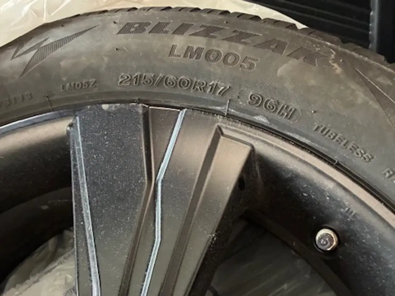 Billede 1 - Vinterdæk på alufælge