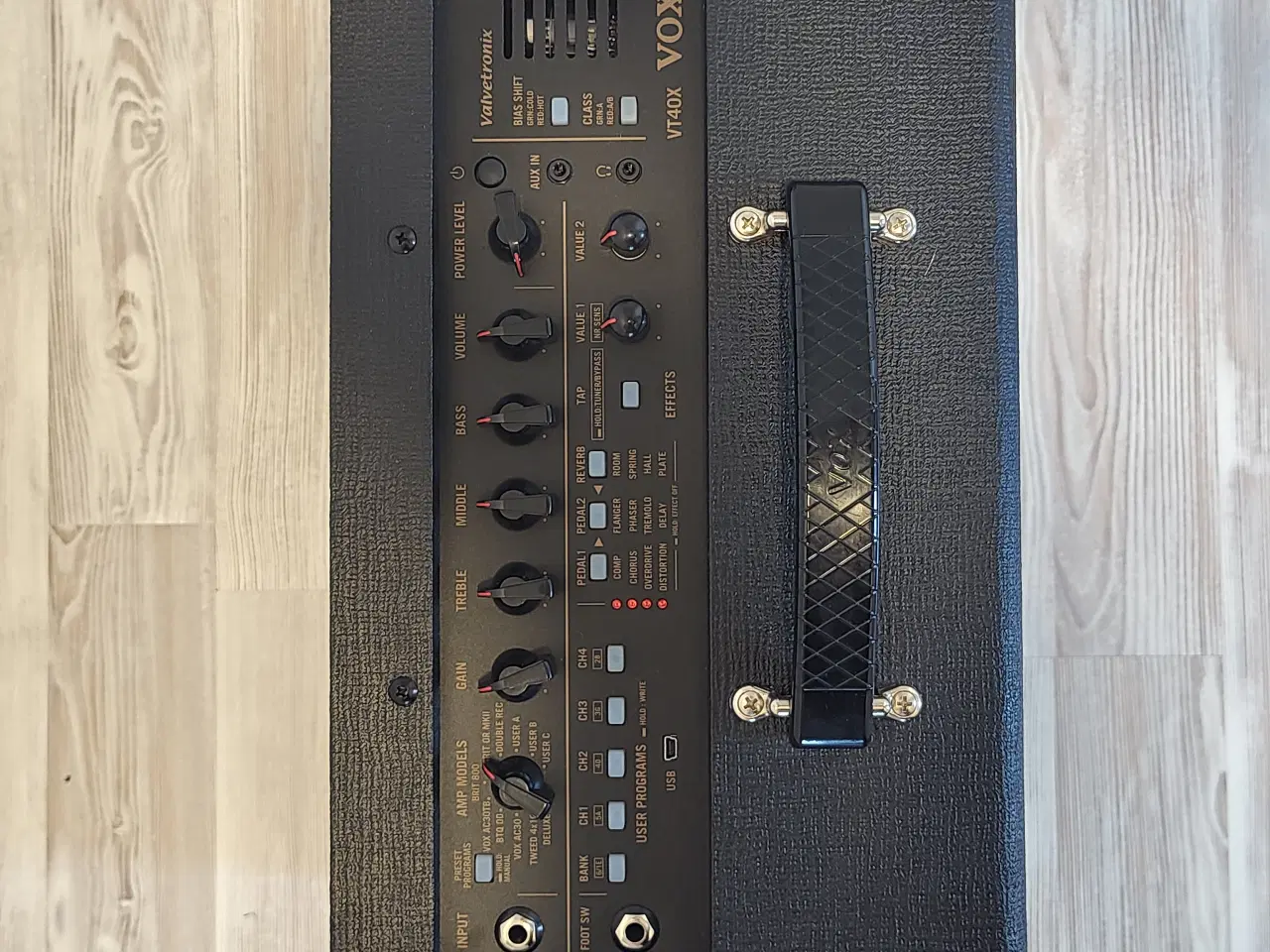 Billede 3 - VOX VT40X (40watt) guitarforstærker