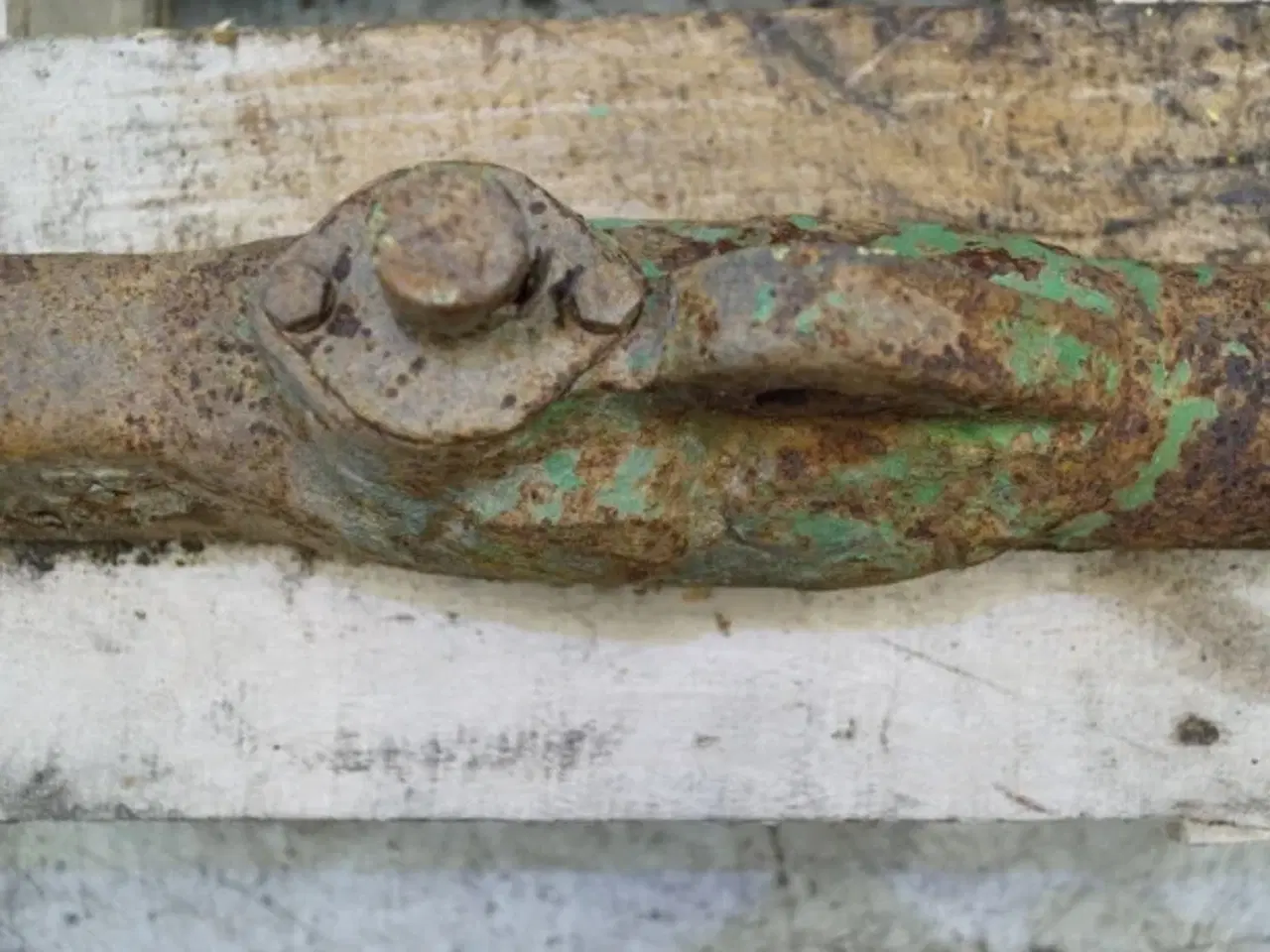 Billede 11 - John Deere 4040 R.H. Liftarm AR80666