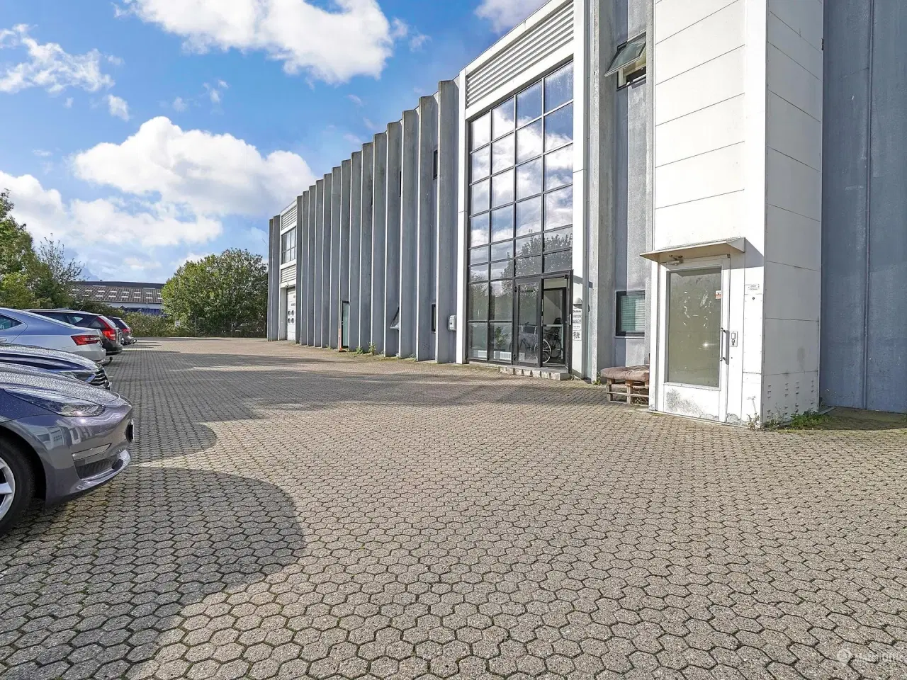 Billede 9 - Nyistandsatte kontor- og lagerlokaler med adgang til elevator (1. sal)