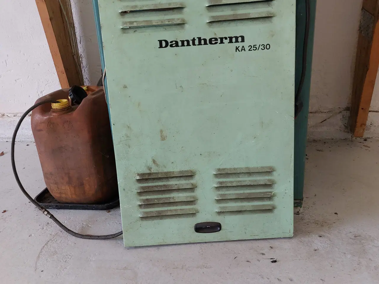 Billede 1 - Dantherm oliefyr