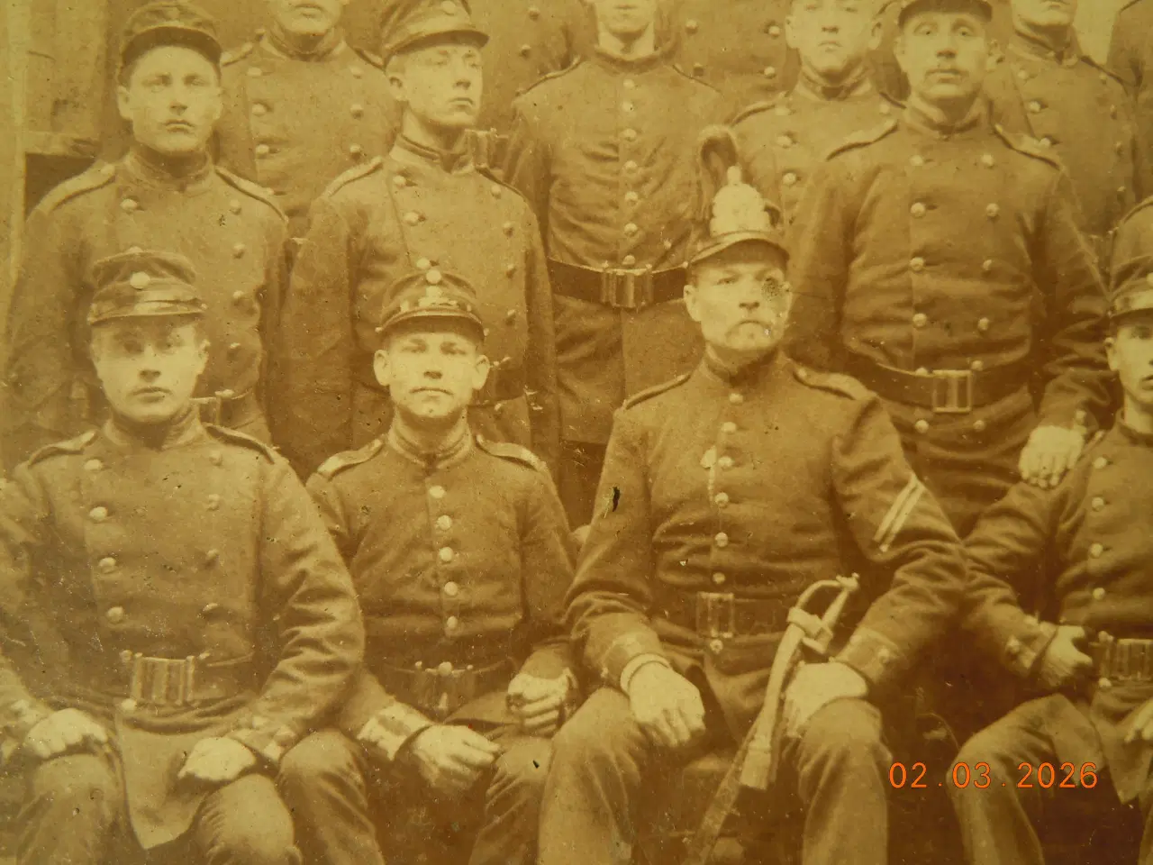 Billede 3 - Soldaterfoto på pap. Ukendt kompagni.