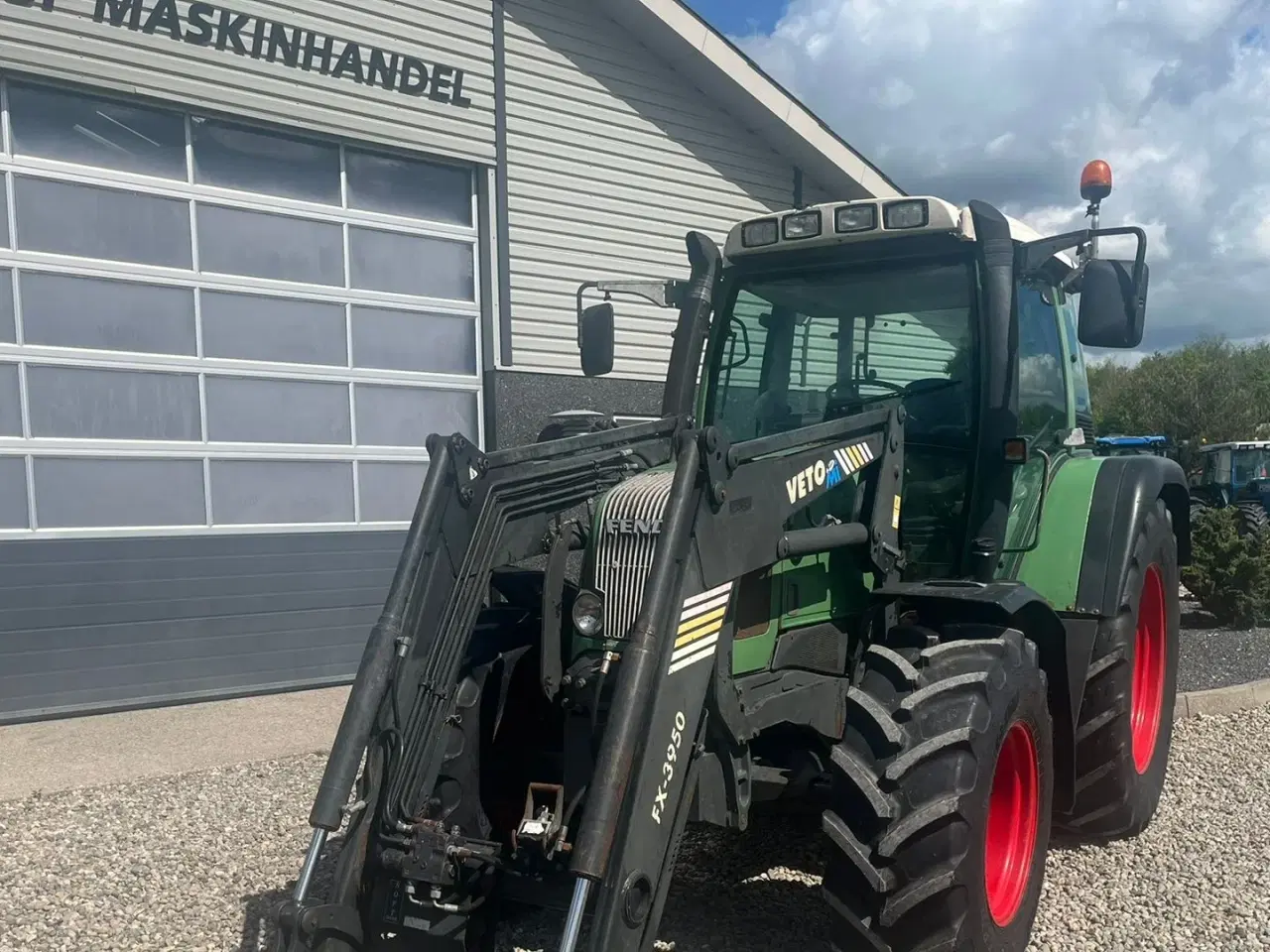 Billede 8 - Fendt 410 Vario med frontlæsser.