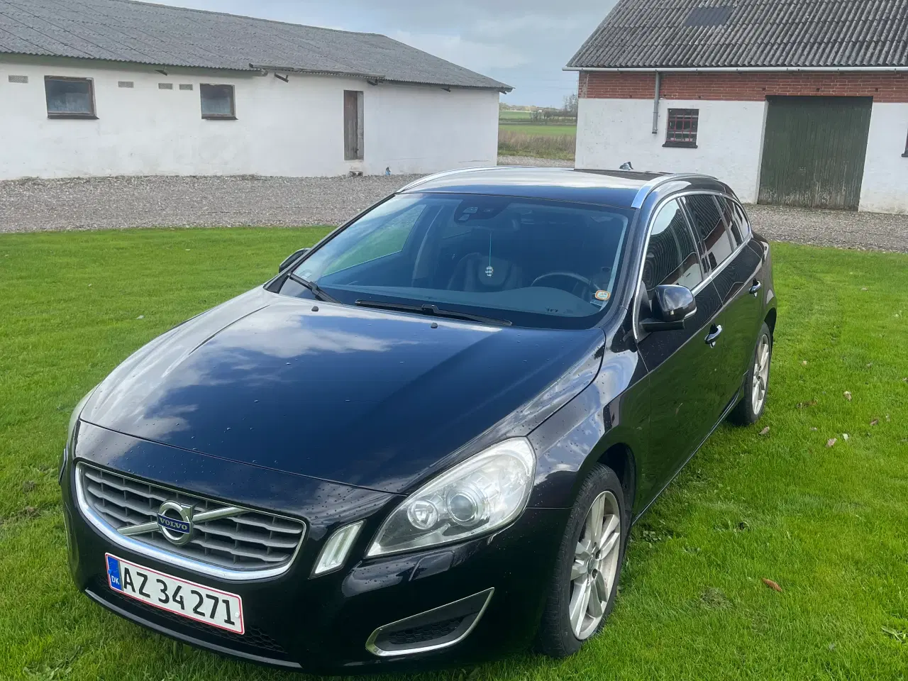 Billede 1 - Volvo v60 D3 2011 summen