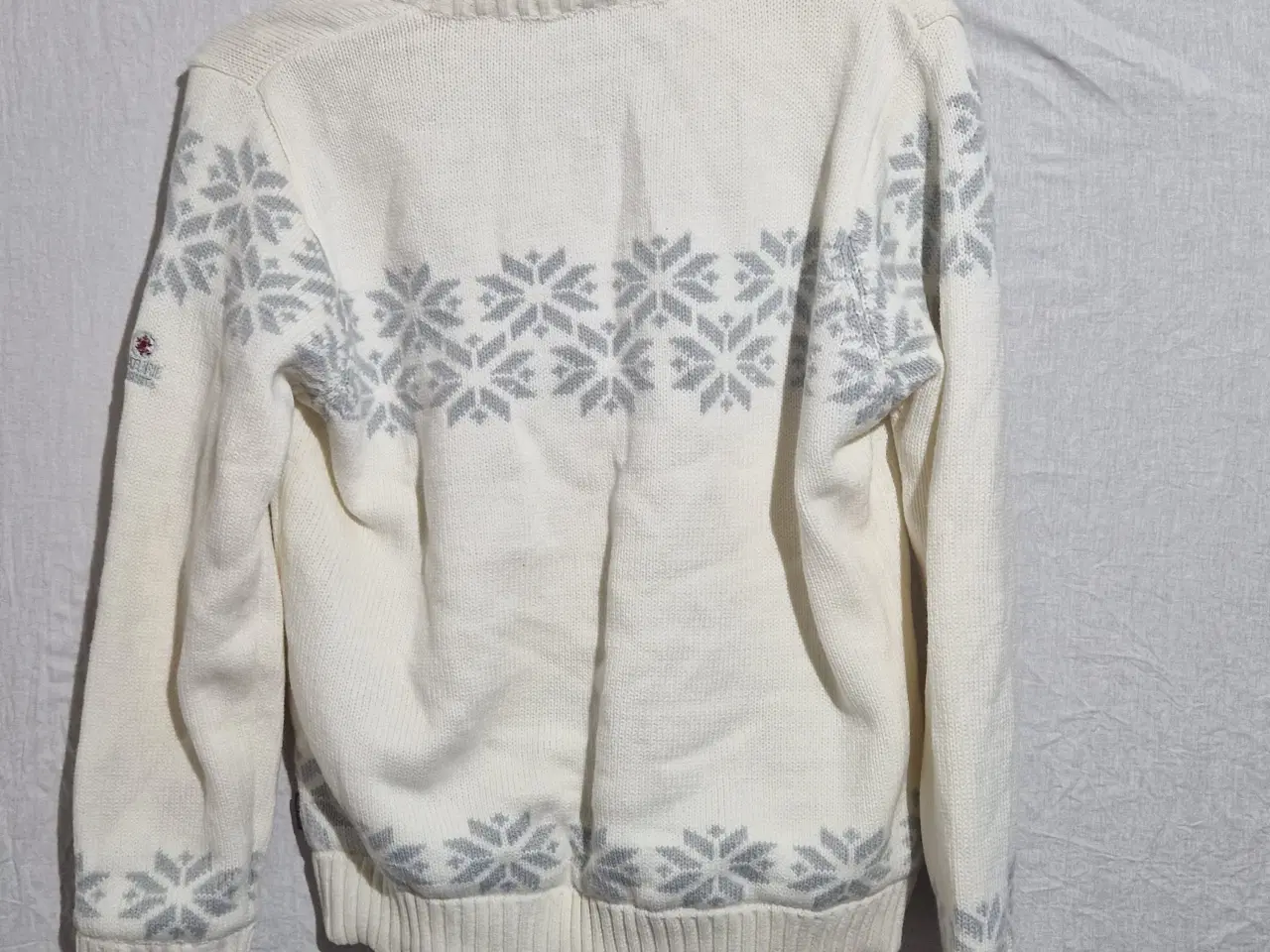 Billede 5 - Nature Resort creme sweater, størrelse M