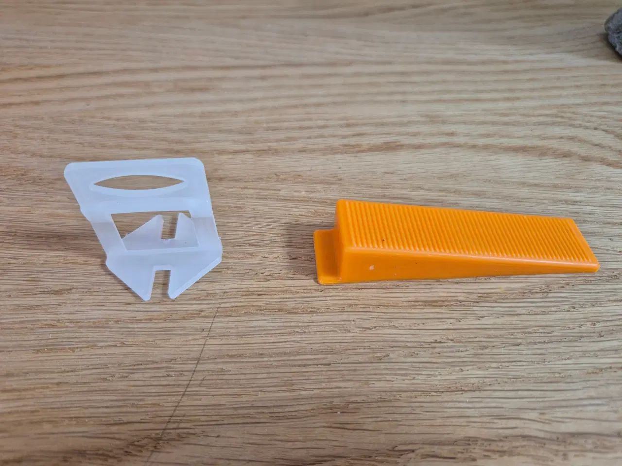 Billede 4 - Tilefix Flisenivelleringssystem, Kiler, Klips og t