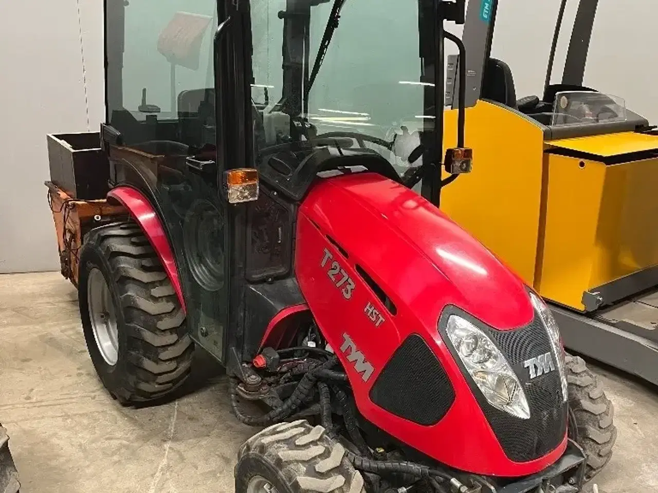 Billede 2 - TYM T273HST Kompakt traktor