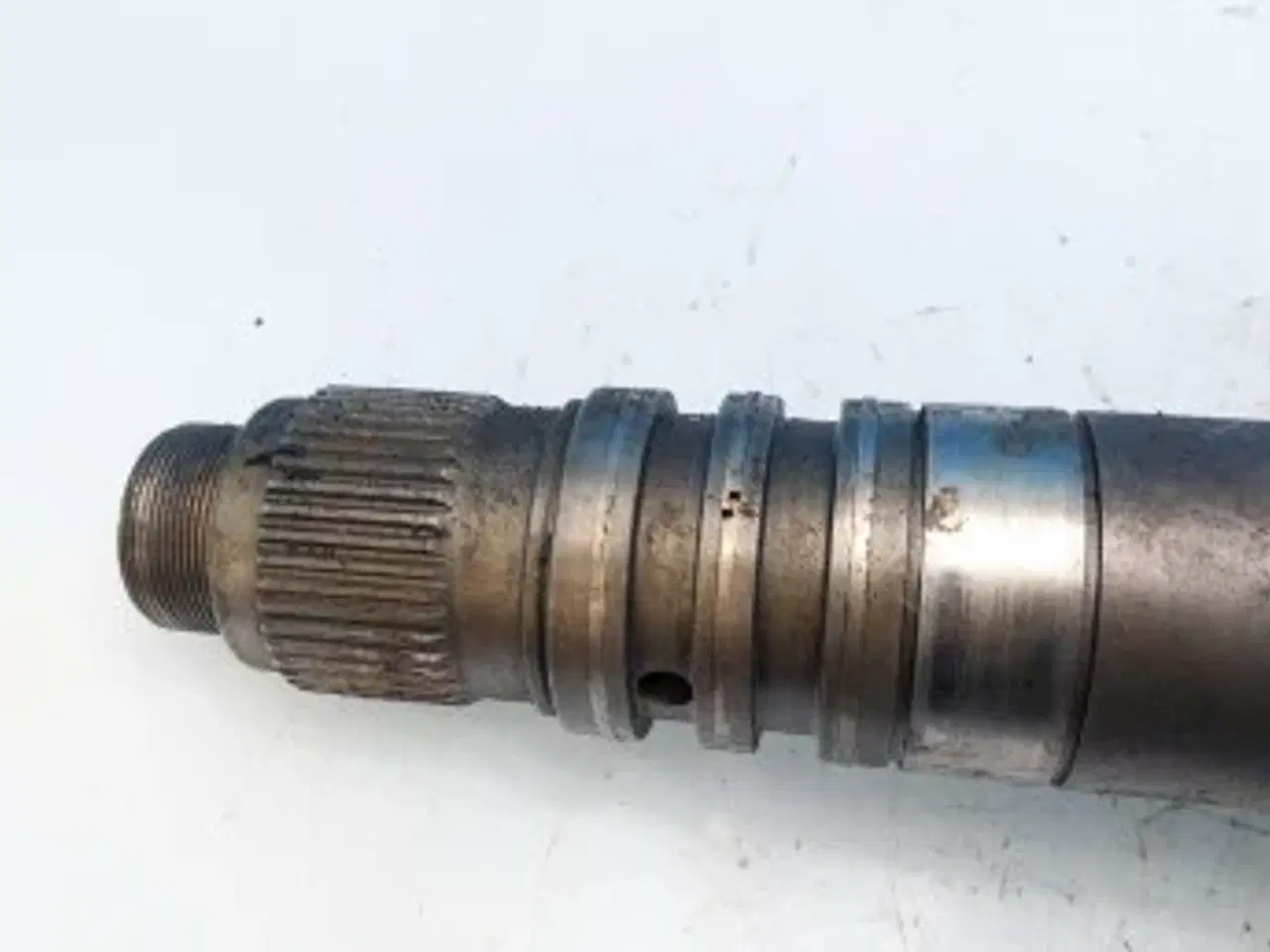 Billede 6 - New Holland LB115B Transmission Aksel 85823852