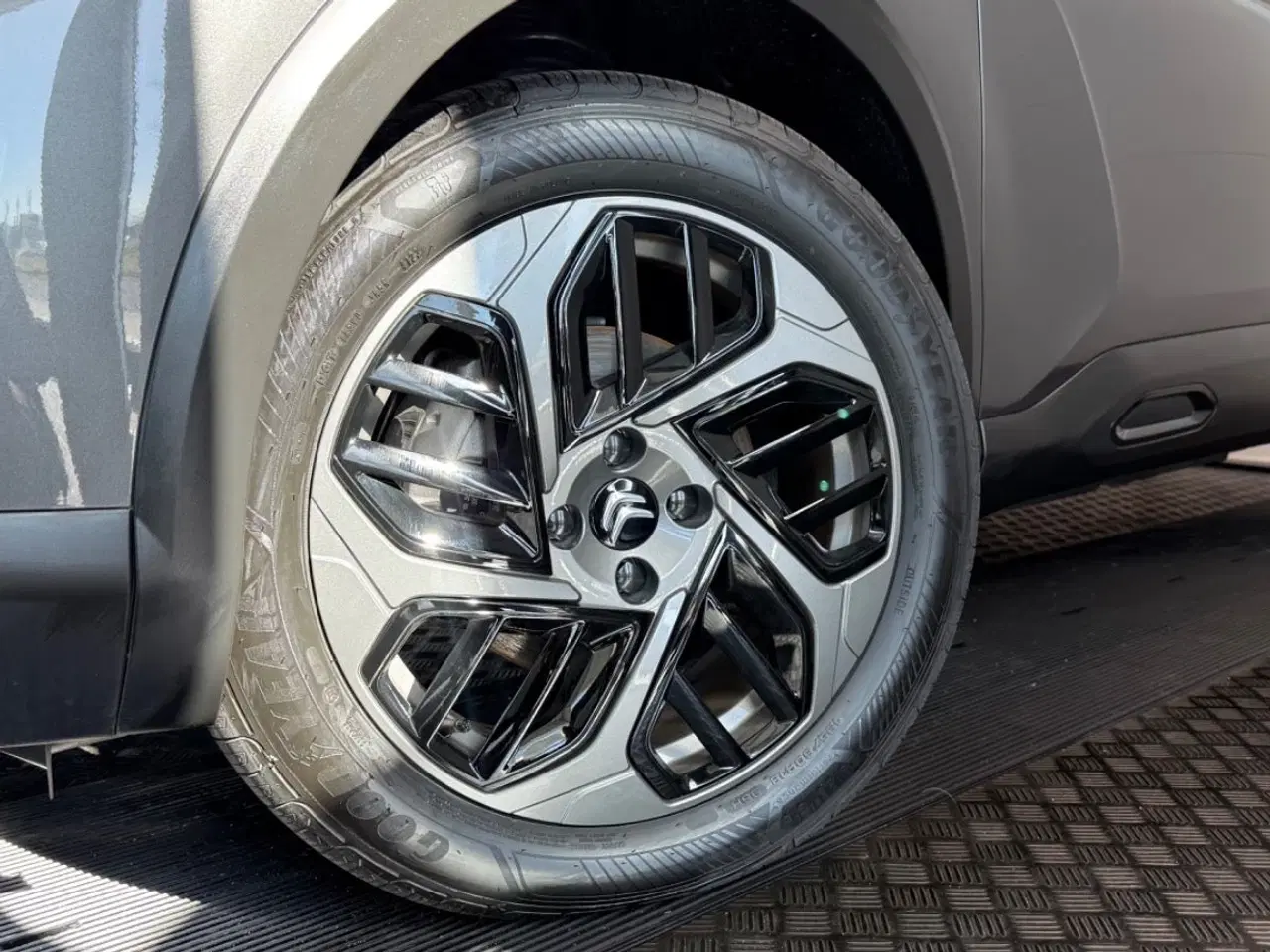 Billede 10 - Citroën ë-C4 50 Plus