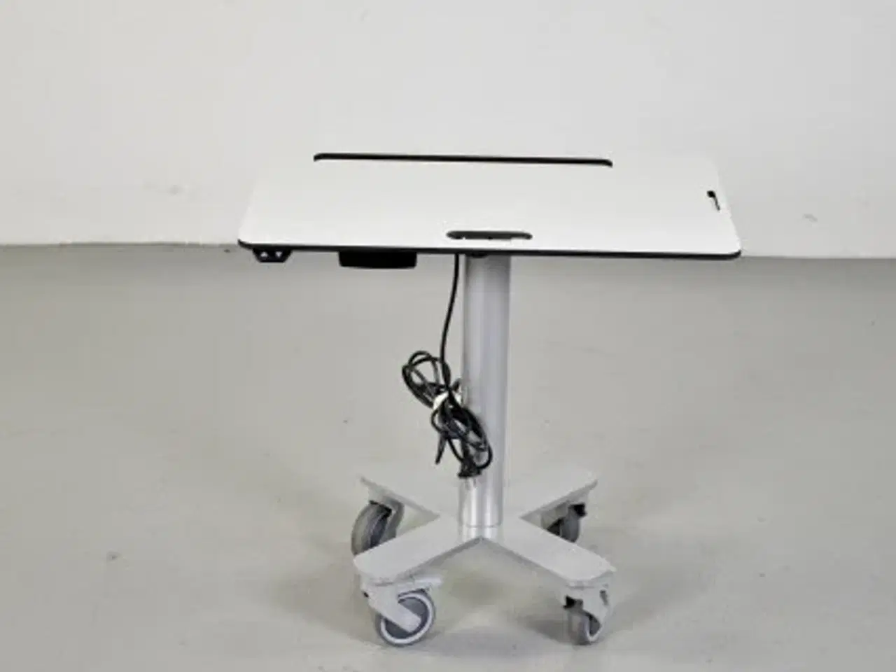 Billede 1 - Mobilt hæve-/sænkebord