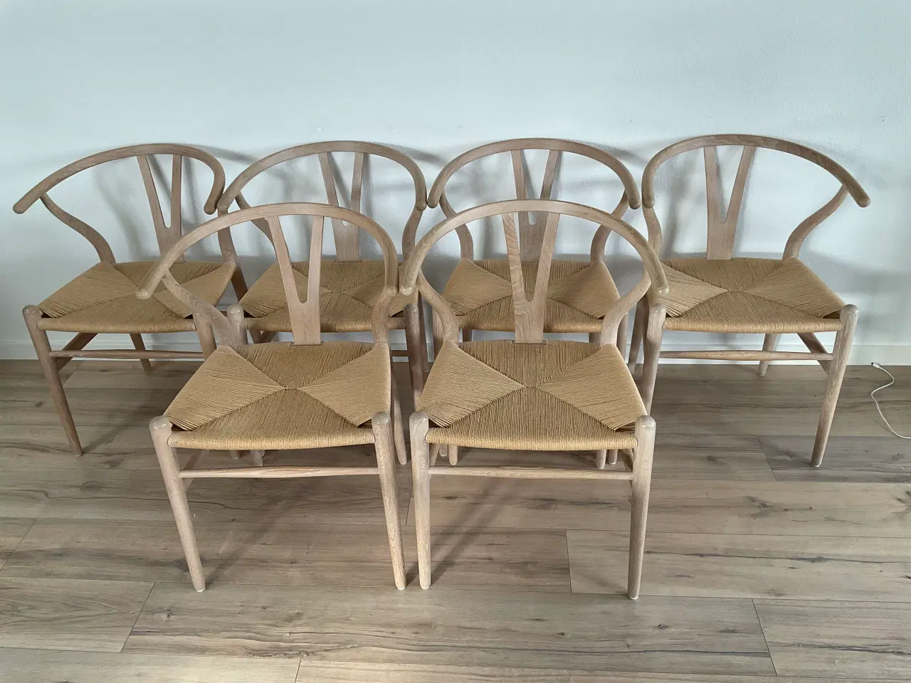 Billede 2 - Y stole eg hvidolieret m lædersæder