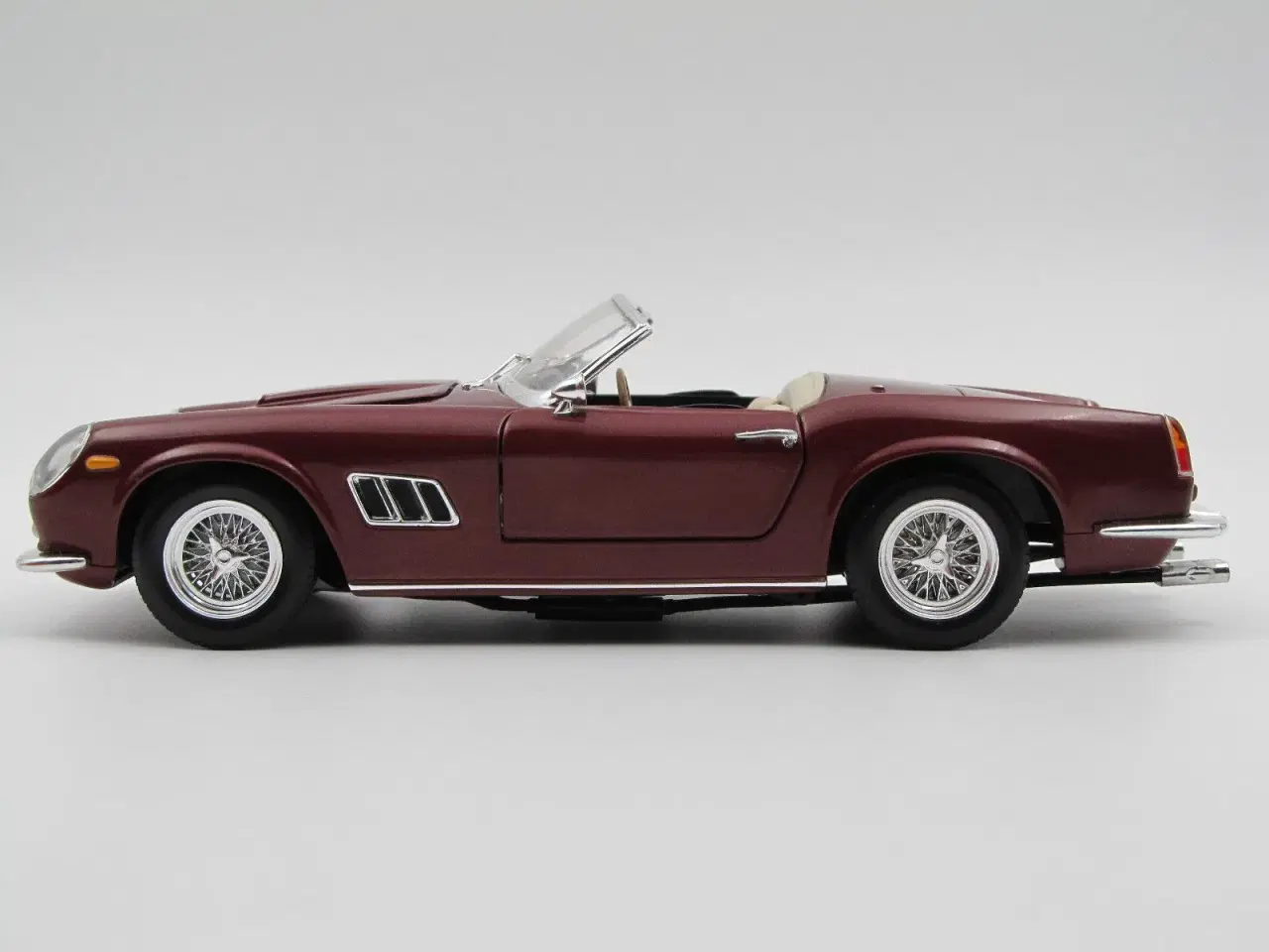 Billede 2 - 1960 Ferrari 250 GT California Spyder SWB 1:18