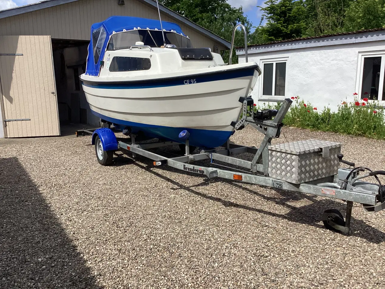 Billede 4 - Motorbåd Besst 505 lige til at sætte i vandet