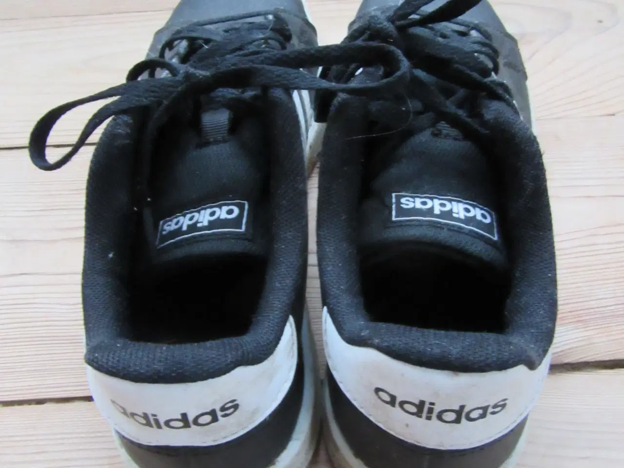 Billede 3 - Adidas sneakers, sorte str. 37,5