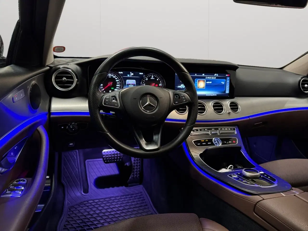 Billede 5 - Mercedes E350 d 3,0 AMG Line stc. aut.