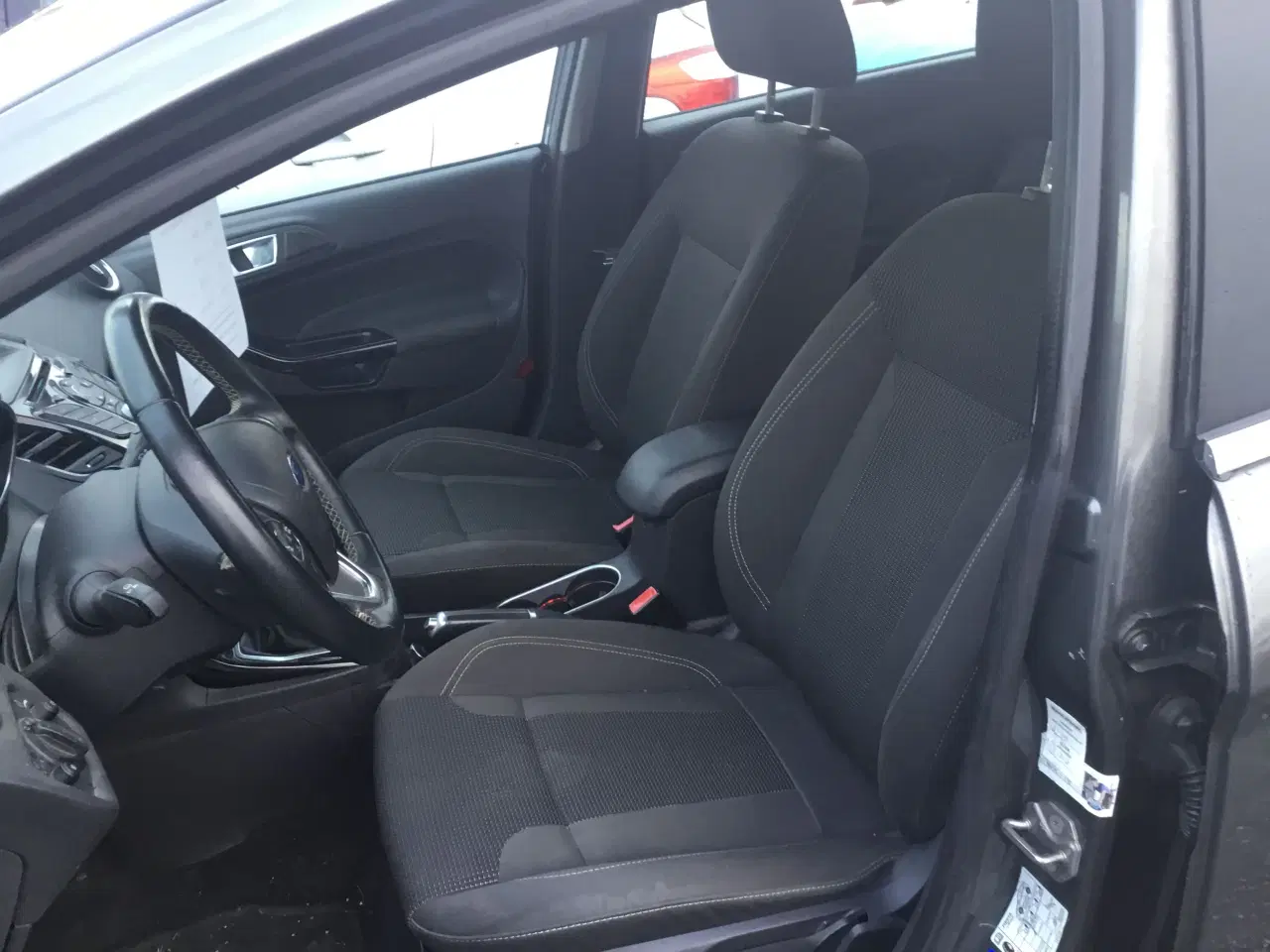 Billede 6 - Ford Fiesta 1.0 ecoboost 5 døre tandrem udskiftet.
