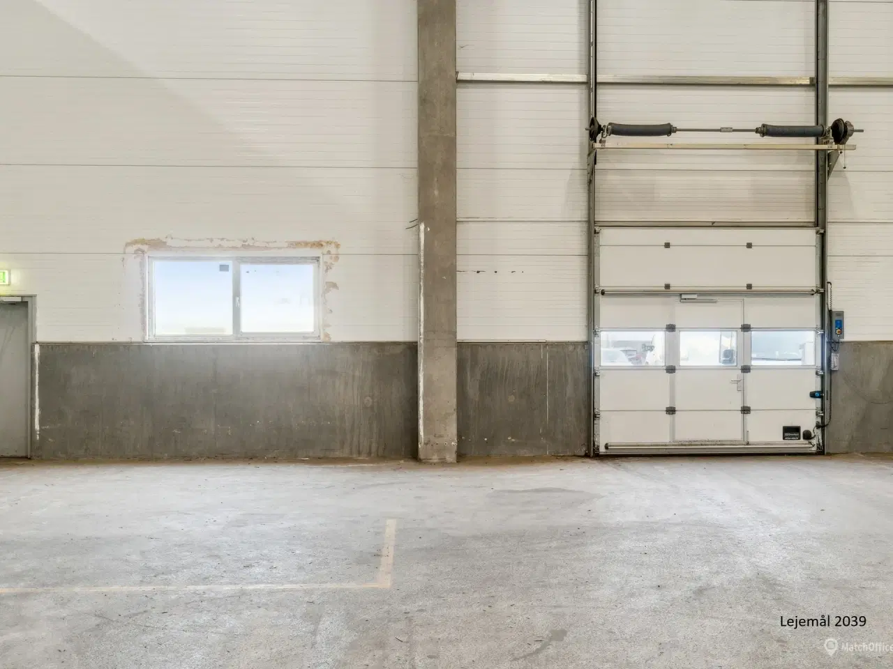 Billede 3 - Logistiklejemål med porte og ramper og en loftshøjde op til 10 meter