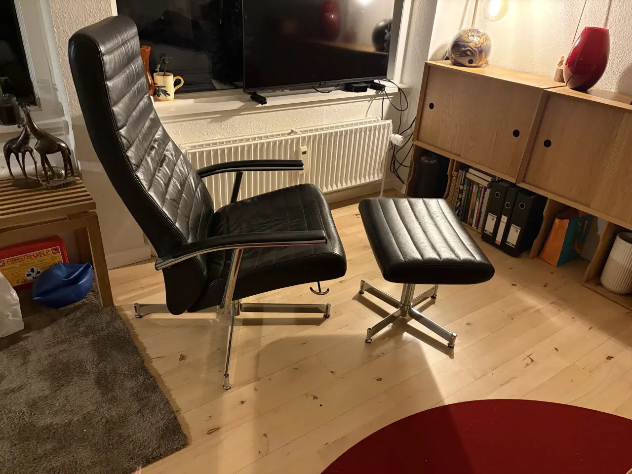 Billede 2 - Læderstol med vippfunktion