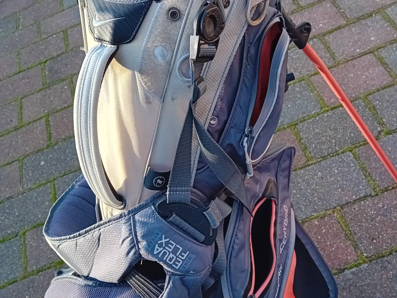 Billede 4 - Golf sæt Nike taske inkl 15- 16 forskellige køller