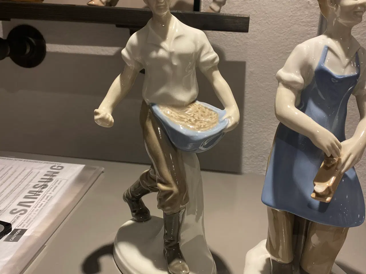 Billede 4 - Porcelæns figurer 3 stk