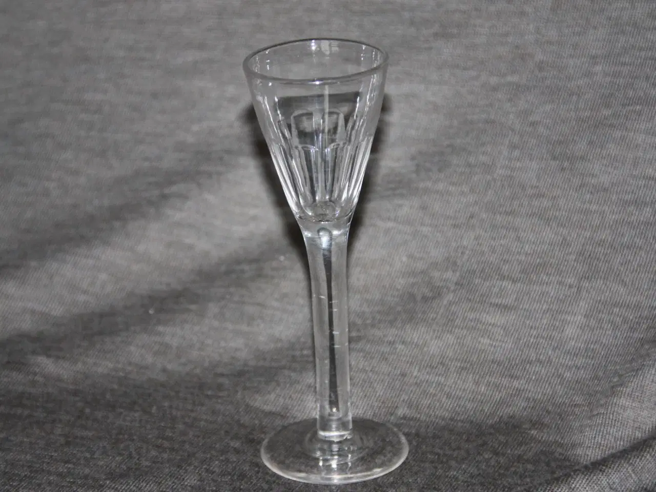 Billede 2 - Snapseglas spidsglas 14 cm 