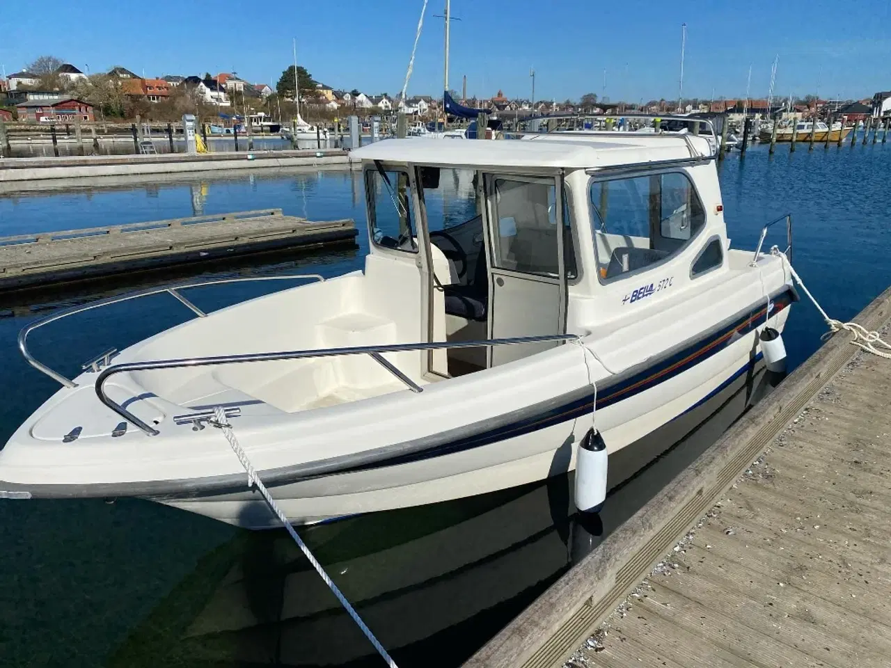 Billede 1 - Bella 572C med 90hk Evinrude E-tec