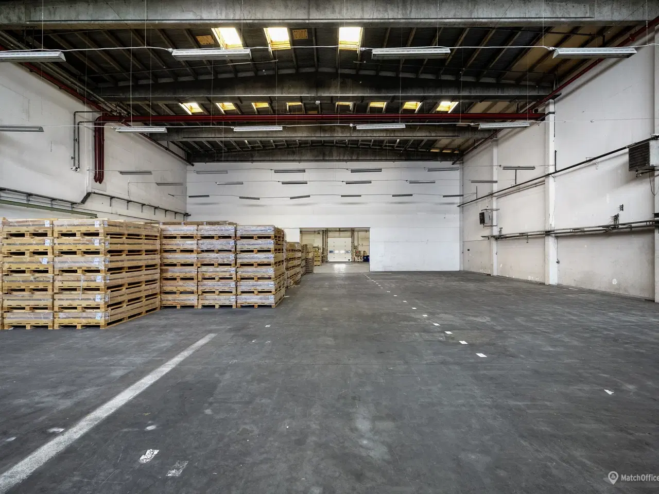 Billede 6 - Velbeliggende lager- og produktionsarealer med kontor på i alt 6.888 m²