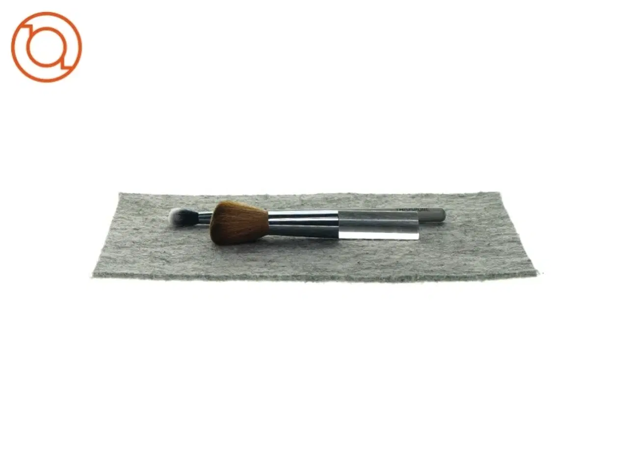 Billede 2 - Makeup børster 2 stk. (str. 12 og 17cm)