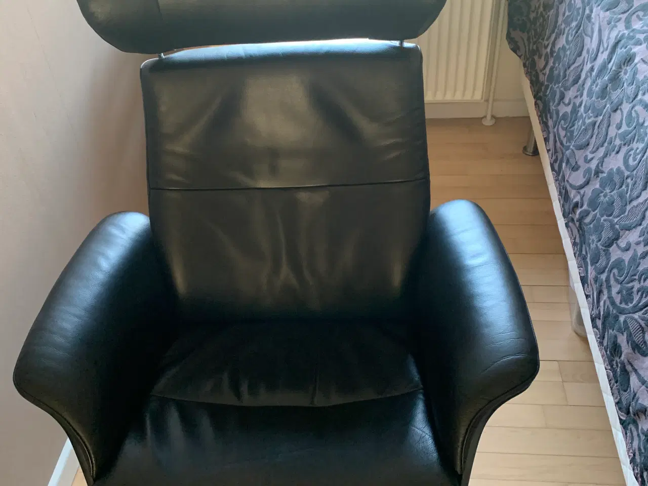 Billede 4 - Lænestol med Fodskammel sort læder