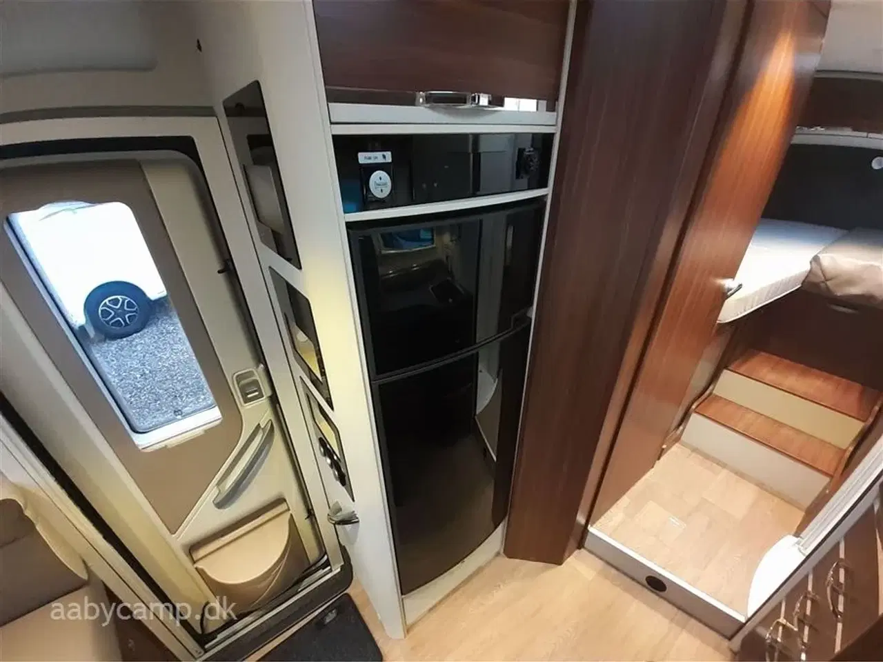 Billede 12 - 2017 - Adria Matrix Axess 670 SL solcelle.batteri.markise.hæve/sænke cykelstativ på el.5 selepladser.helårsdæk.