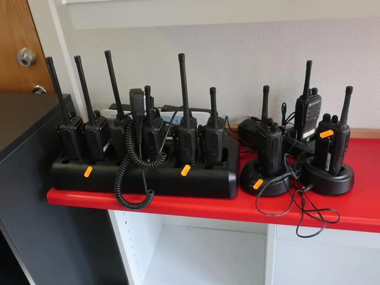 Billede 1 - 9 stk. MOTOROLA DP1400 håndradioer inkl. ladestandere