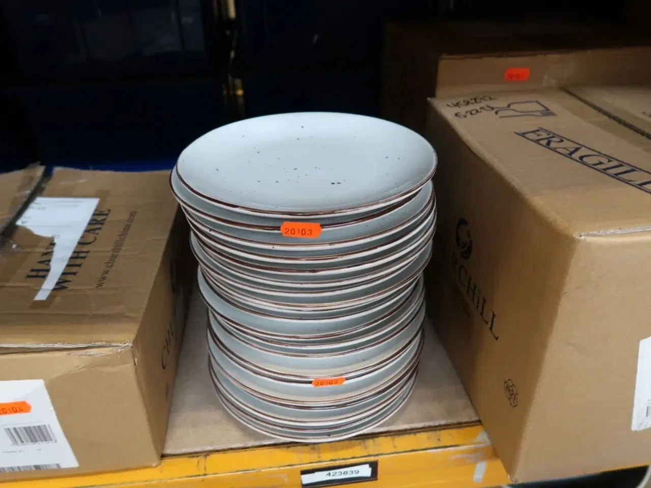 Billede 1 - 20 stk. Tallerken flad Dots 210 mm Begrænset antal, udgående vare