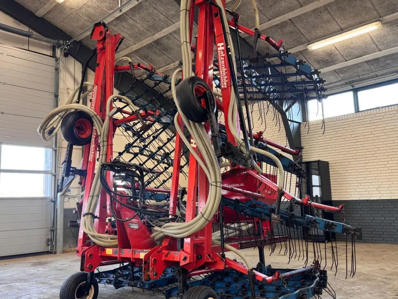 Billede 18 - Hatzenbichler 12 meter med frøudstyr