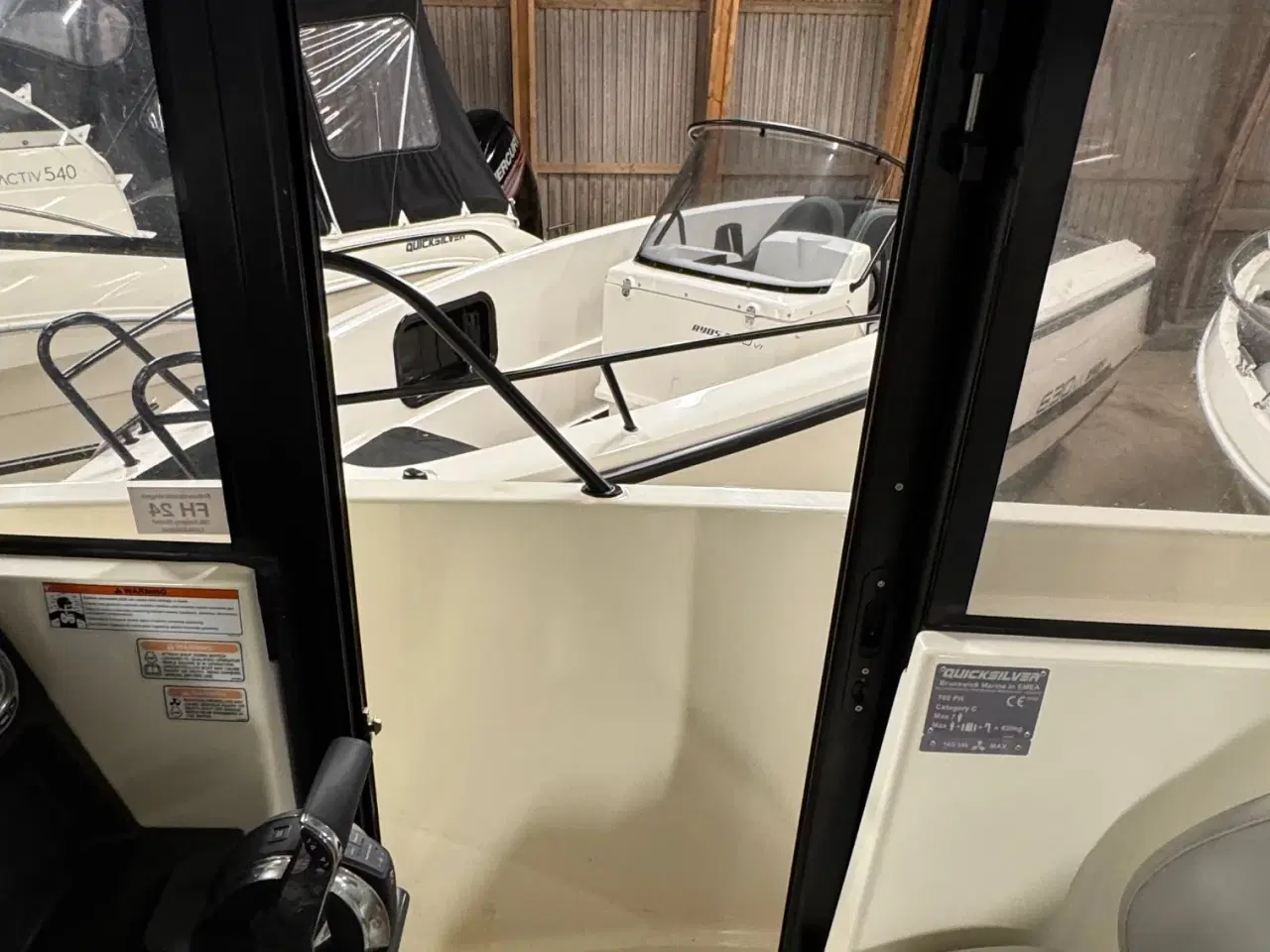 Billede 26 - Captur 705 Pilothouse med 225 hk Mercury-EFI DS 3,4L V6 XL - alt i udstyr.