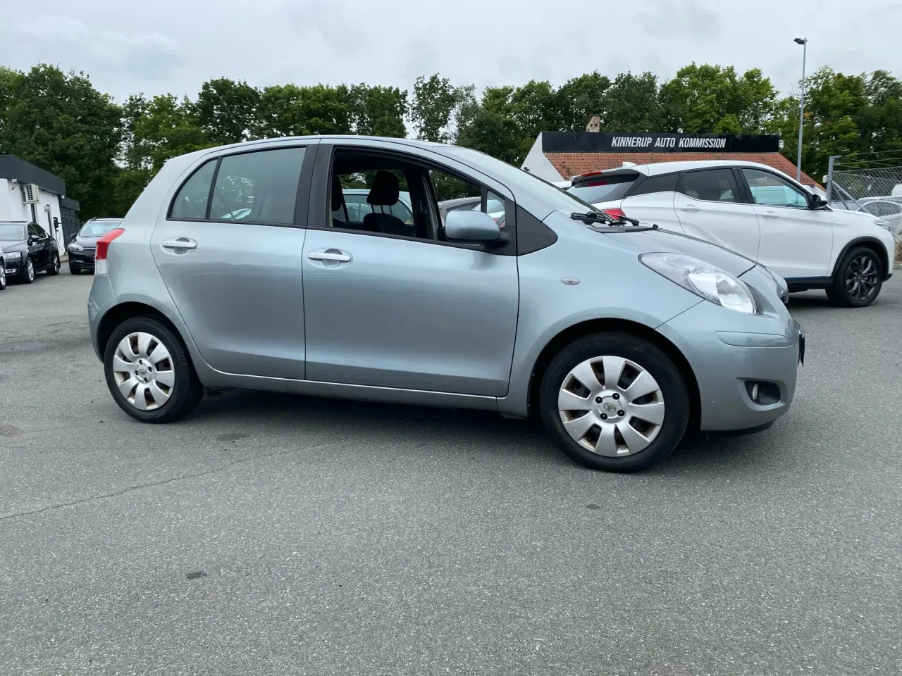 Billede 3 - Toyota Yaris 1,3 VVT-I T3 100HK 5d 6g