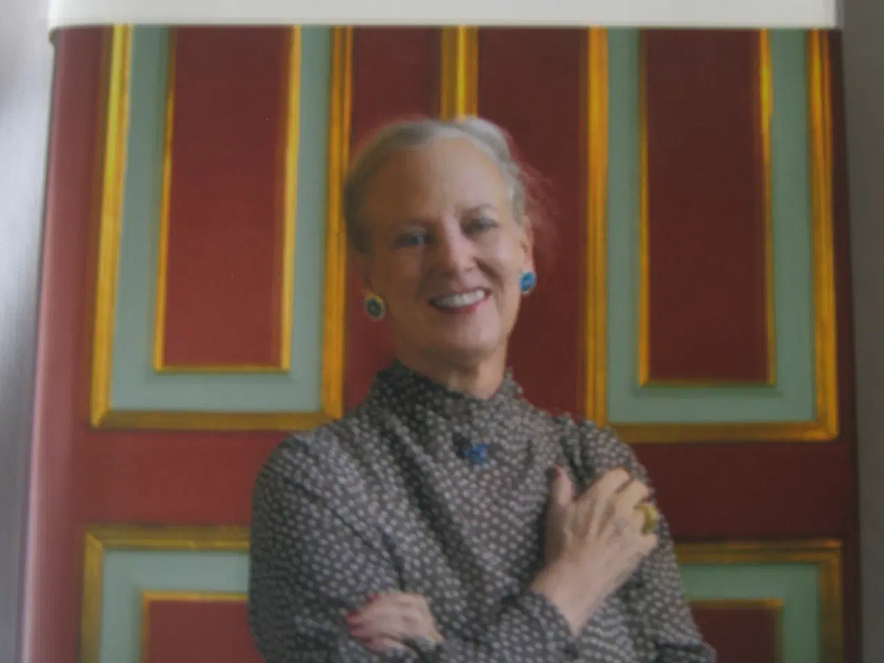 Billede 2 - 4 spændende bøger om dronning Margrethe