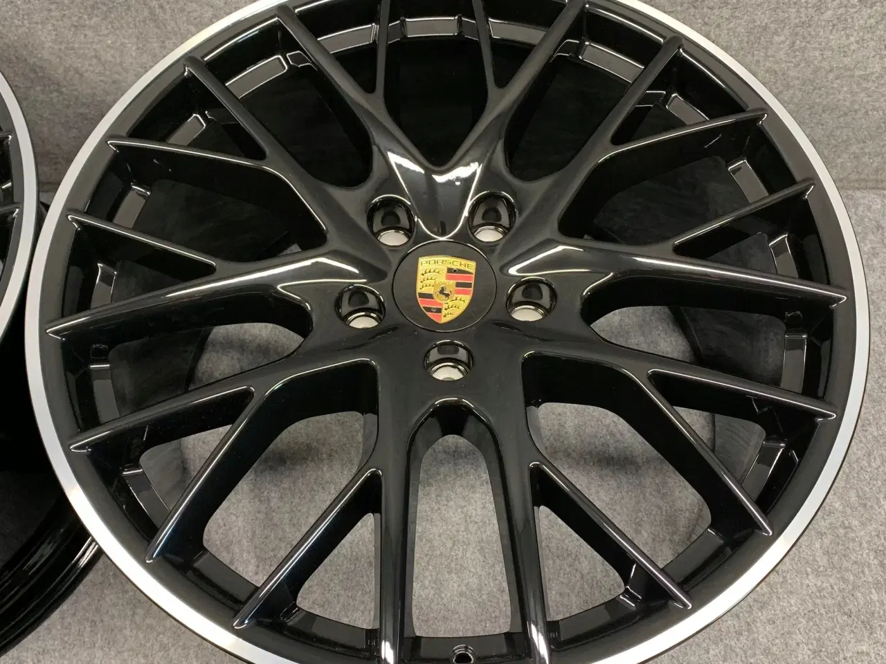 Billede 5 - PORSCHE PANAMERA 971 G2 SPORT 9,5J og 11J x 21"