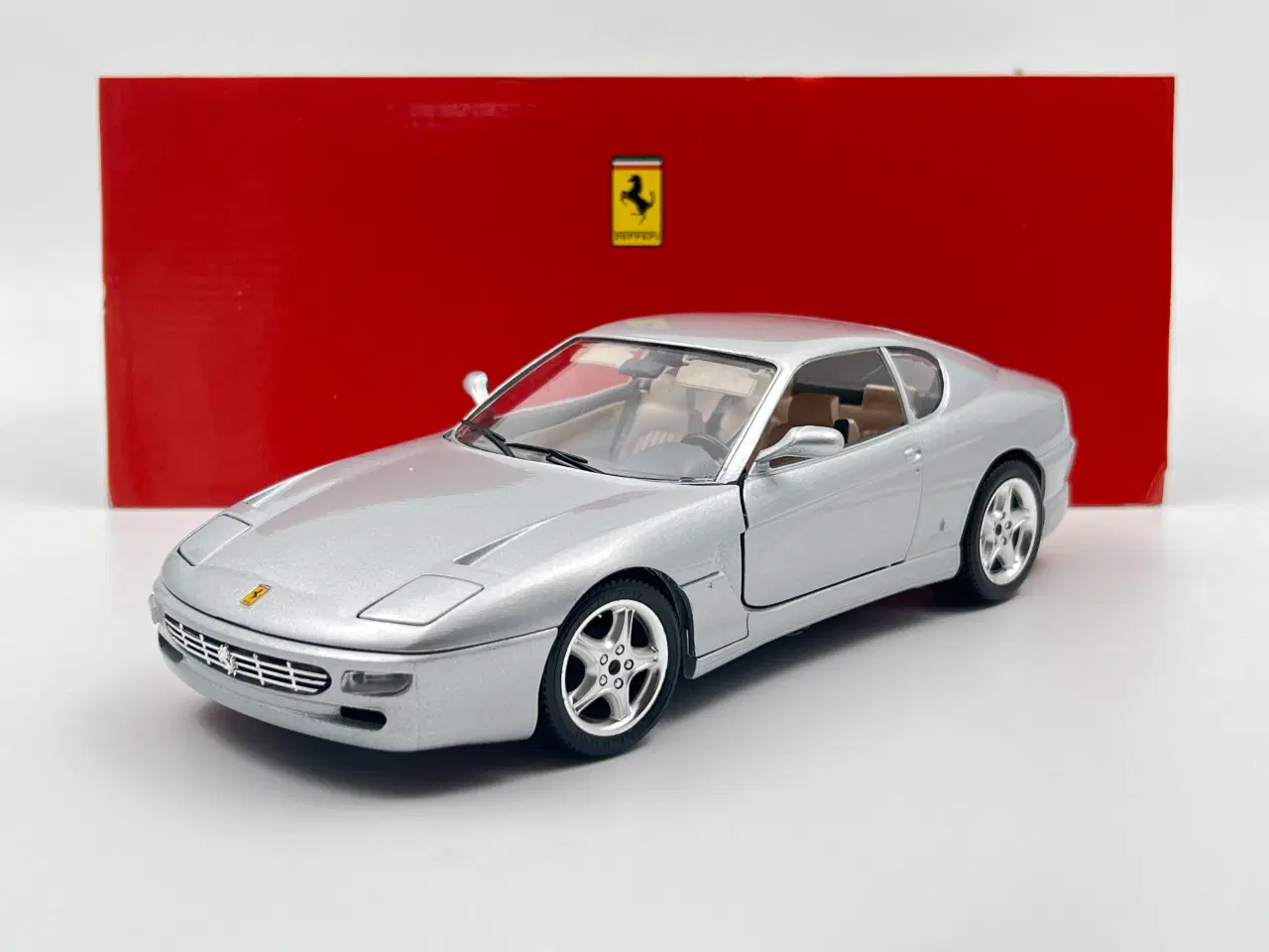 Billede 1 - 1992 Ferrari 456 GT V12 Pininfarina - 1:18 