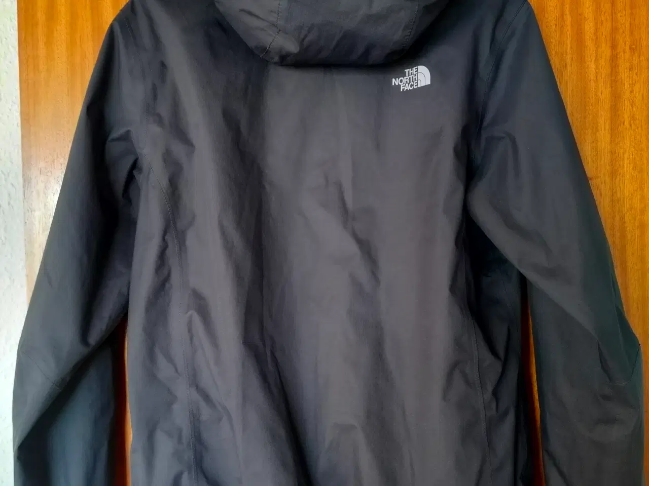 Billede 2 - The North Face regn/overgangsjakke