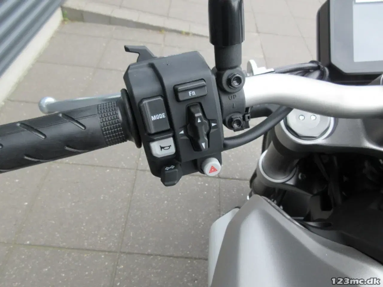 Billede 13 - Honda CB 1000 R MC-SYD BYTTER GERNE 5 ÅRS FABRIKS GARANTI