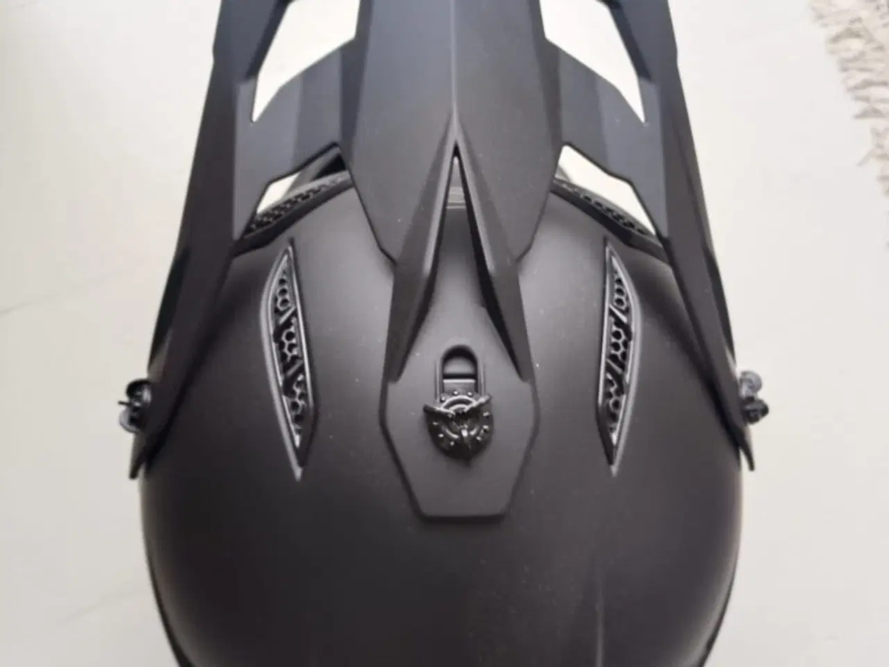 Billede 4 - Motocross hjelm  - helt ny