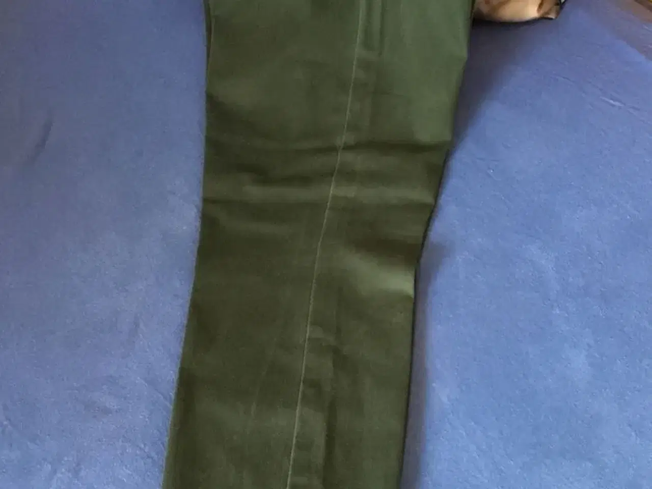 Billede 1 - Grøn bukser til salg