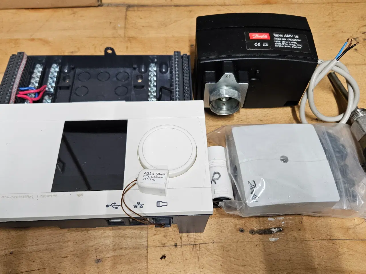 Billede 1 - Danfoss ECL 310 og A230