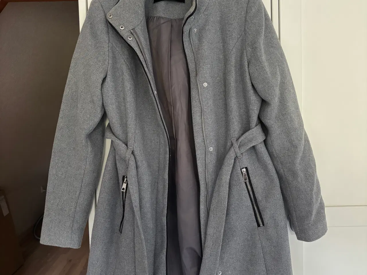 Billede 1 - Efterårsfrakke fra Vero Moda