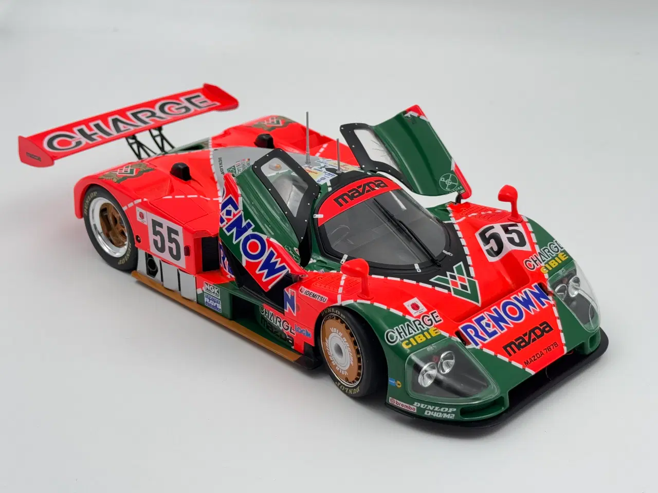 Billede 6 - 1991 Mazda 787B Le Mans (Med skade) 1:18